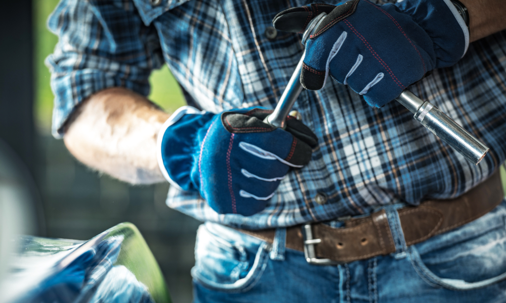 Different Types of Work Gloves and Their Applications