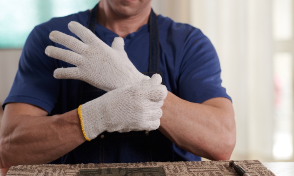 The Role of Protective Gloves in Preventing Workplace Injuries