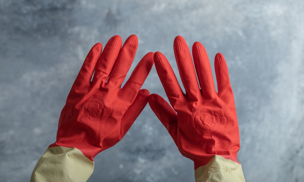 Tips for Proper Glove Selection in Healthcare Settings