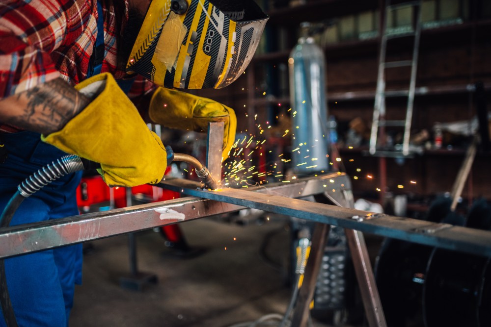 The Importance of Welding Gloves and Their Applications